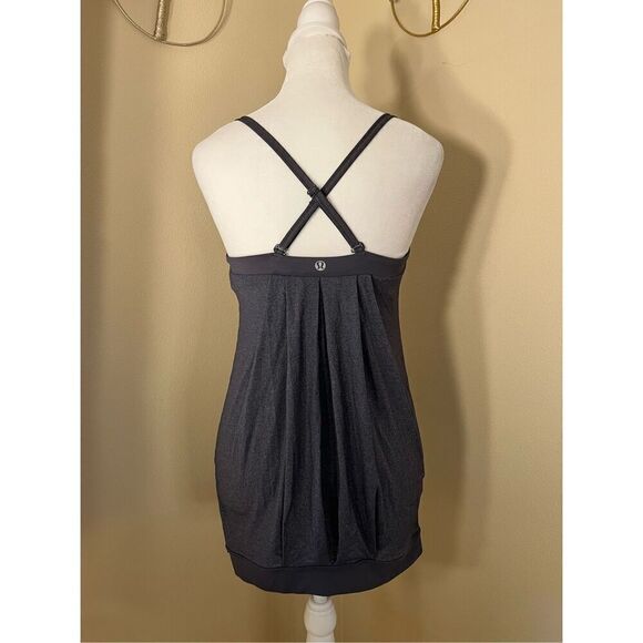 Lululemon Coal Gray Pure Focus Athletic Tank Top Size 4 - Picture 3 of 7